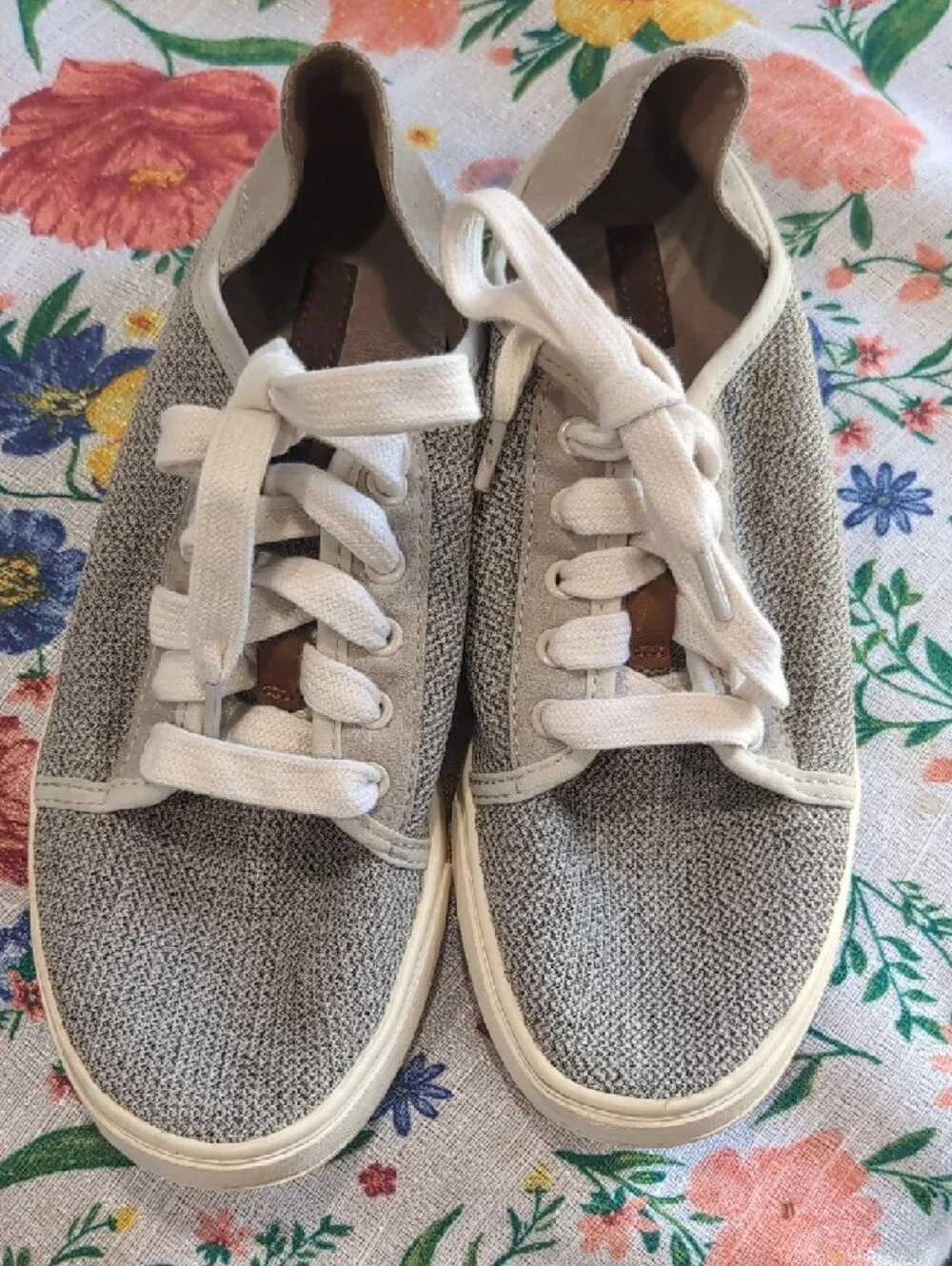 OluKai Pehuea Li Sneakers Tapa Mesh Slip-On Shoes Size 8.5